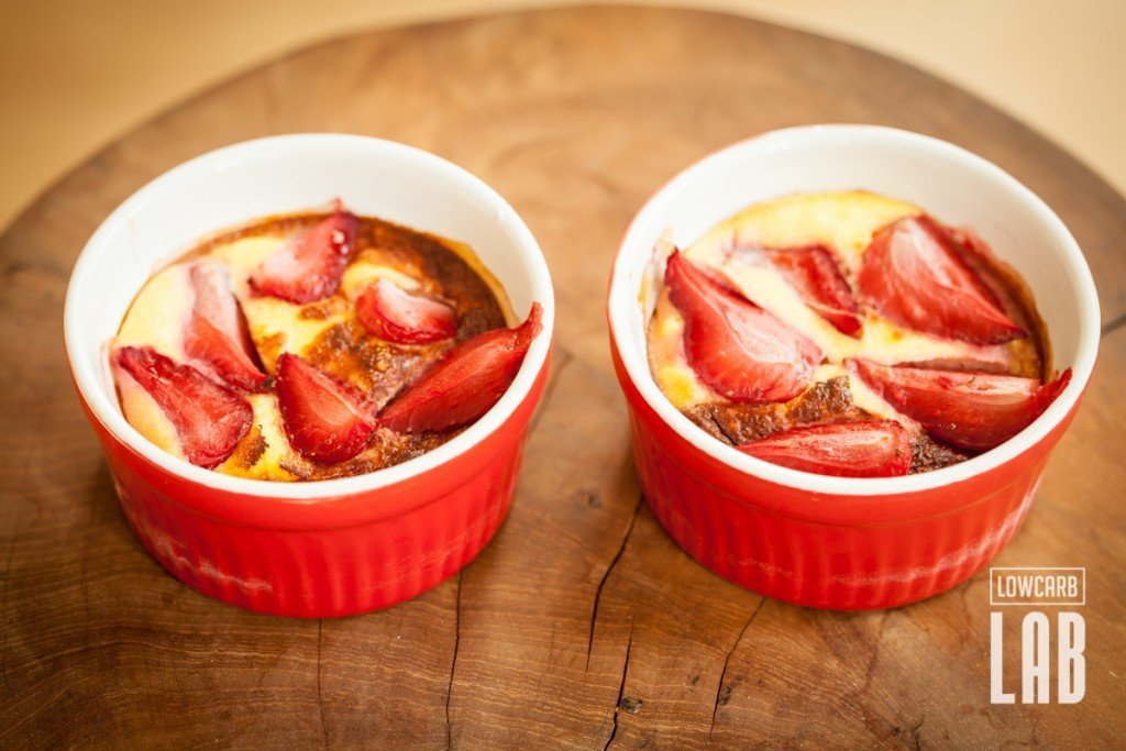 Low-Carb-Vanilla-Clafoutis-with-Strawberries-13-lowcarblab1-1024x683
